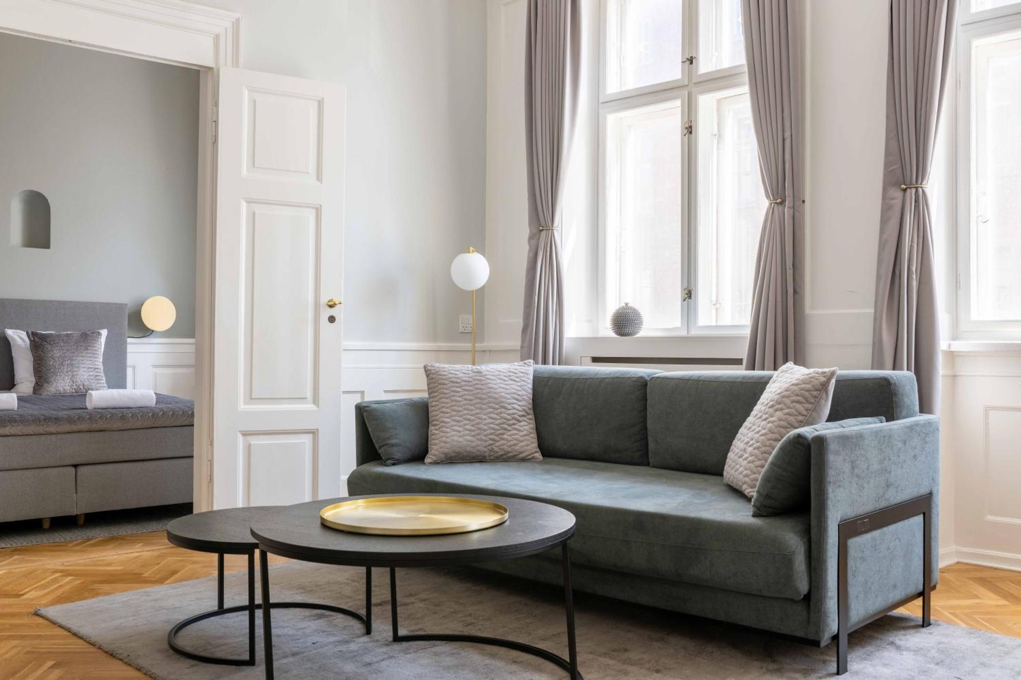Lavish 4br In The Heart Of Cph By The Canals Leilighet København