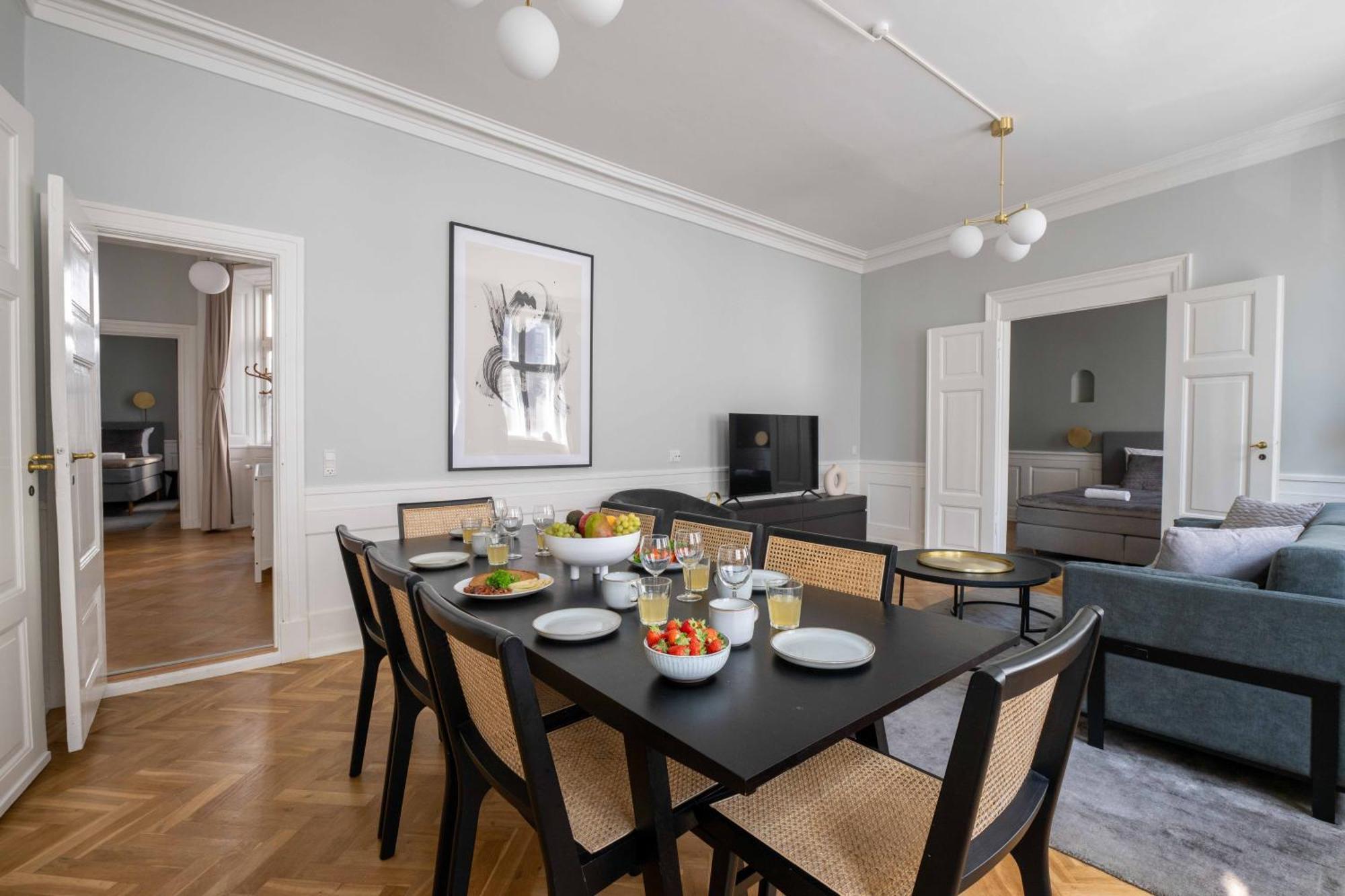 Lavish 4br In The Heart Of Cph By The Canals *