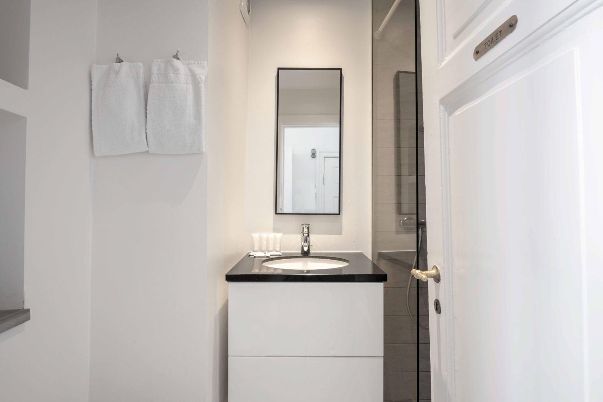 Lavish 4br In The Heart Of Cph By The Canals * København