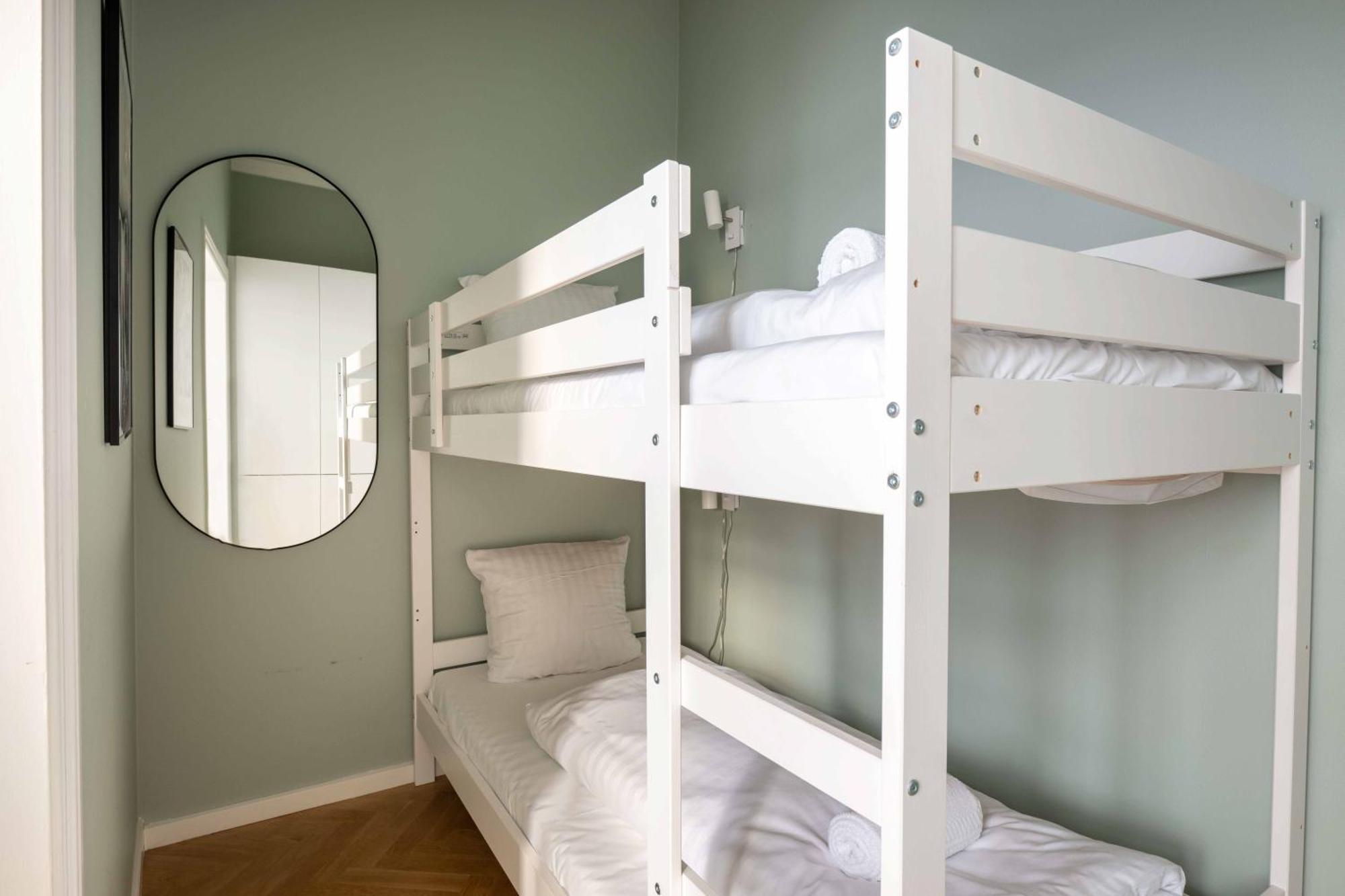 Lavish 4br In The Heart Of Cph By The Canals Leilighet