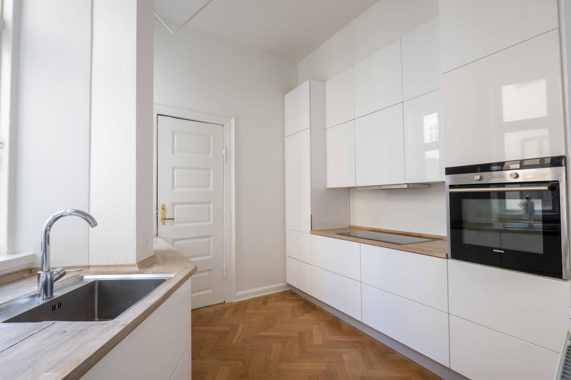 Lavish 4br In The Heart Of Cph By The Canals * København